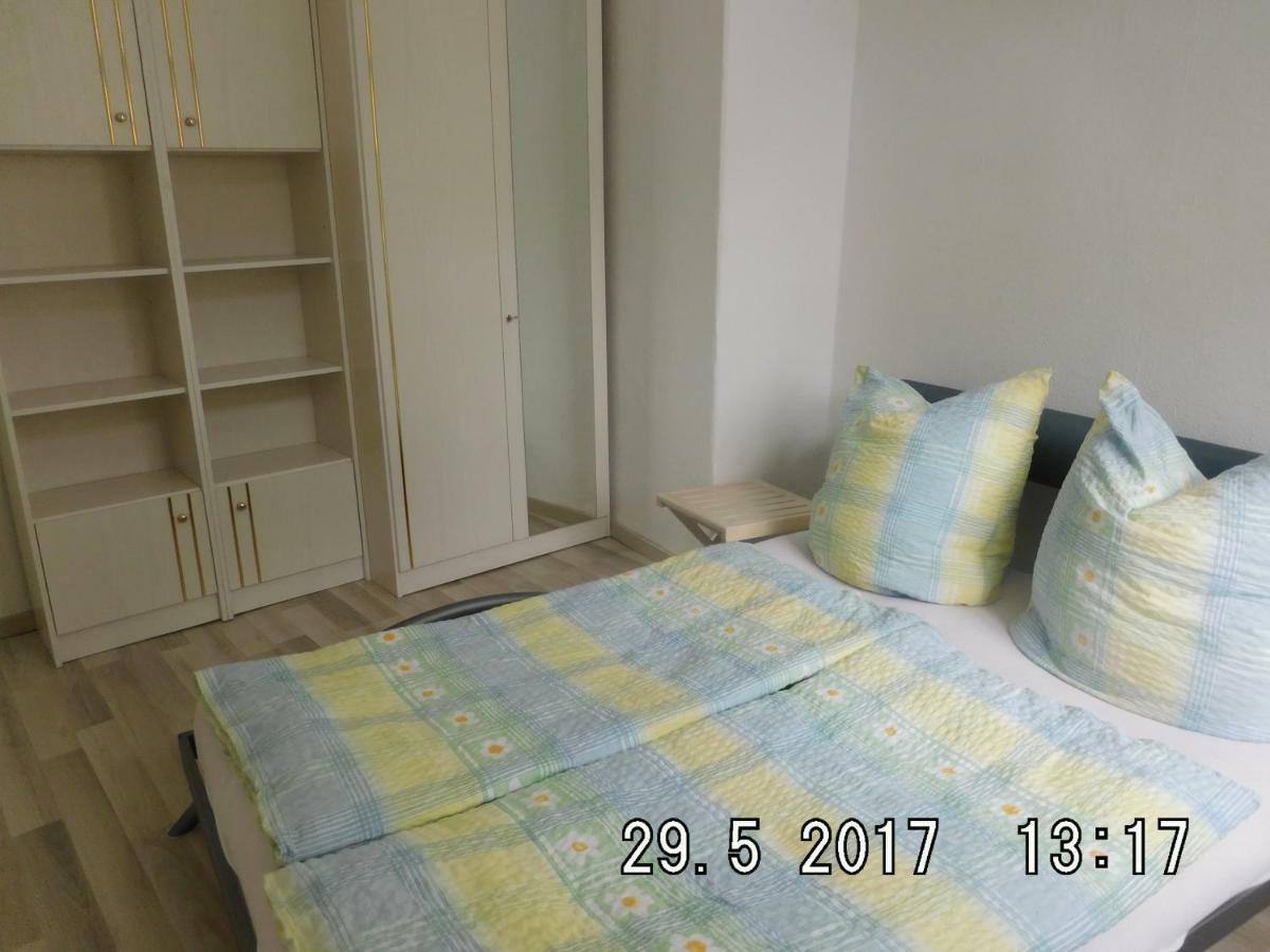 Ferienwohnung Am Schloss Торгау Екстер'єр фото